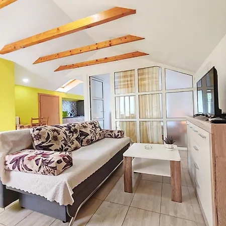 Apartment Pengo